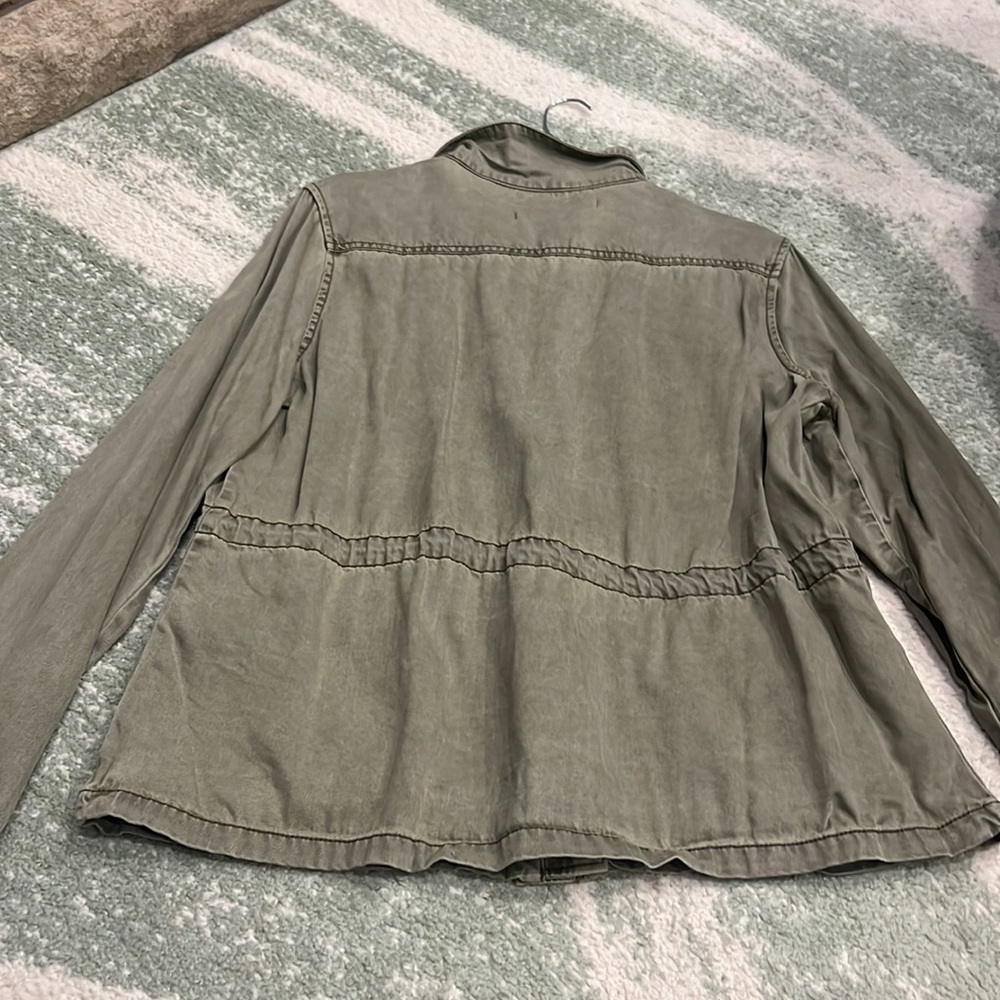 Distressed Army Green Jacket - Picture 7 of 9